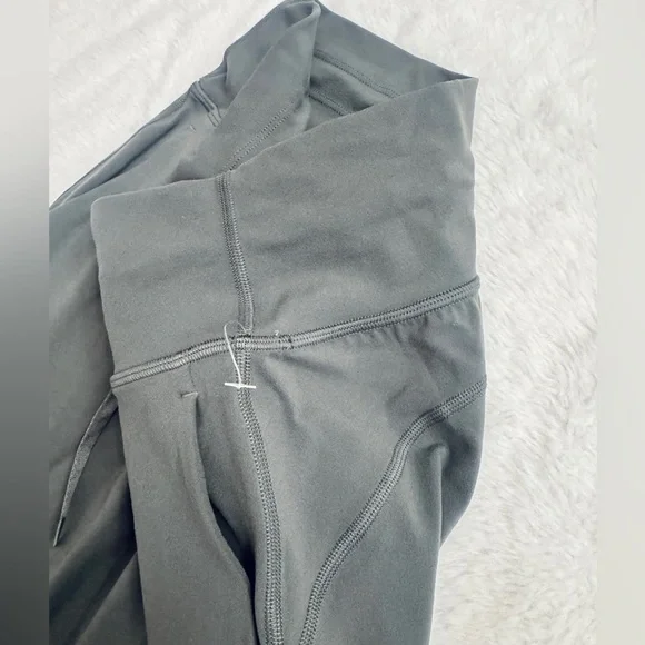 Sold out lululemon groove wide leg onyx grey size 0 - Picture 9 of 9